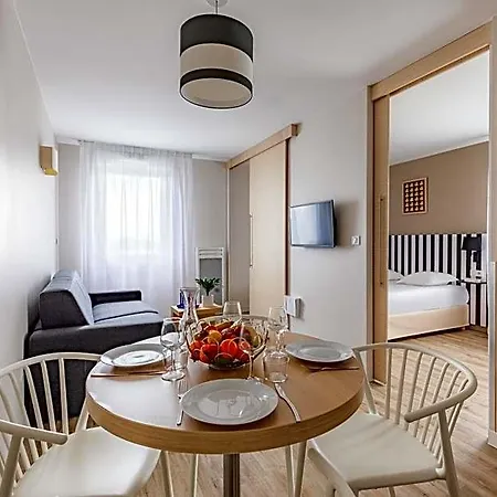 Appart'city Classic Parc Des Expositions Aparthotel