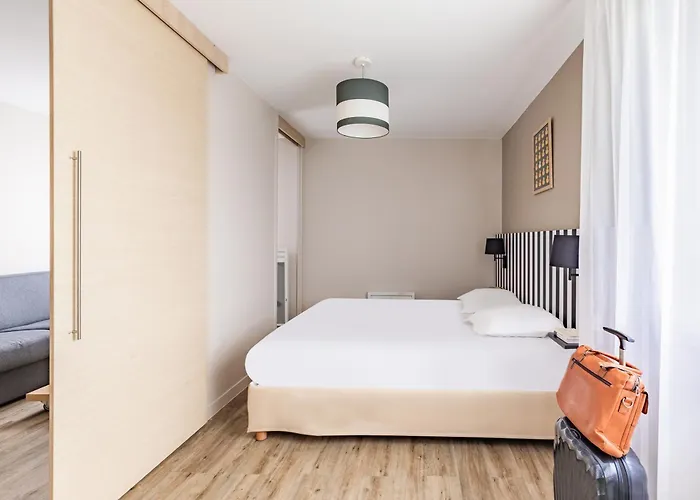 Appart'city Classic Parc Des Expositions Aparthotel